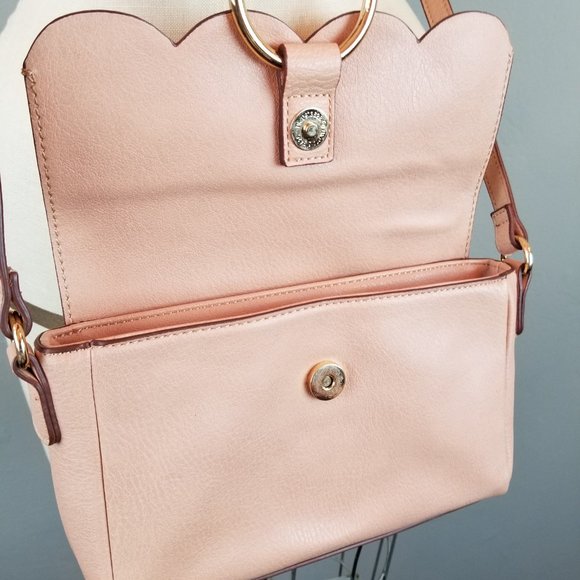Lauren Conrad Poesie Scalloped Blush Leather Cross Body Purse Rose Gold Details - Picture 5 of 8